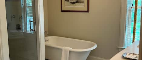 Roe Suite | Bathroom | Designer toiletries, hair dryer, bathrobes, slippers