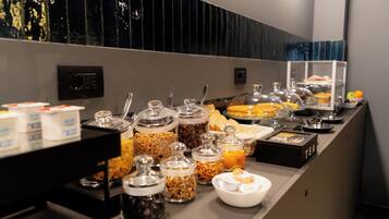 Colazione a buffet inclusa, servita tutte le mattine