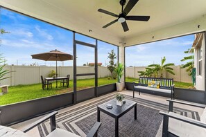 House, Multiple Beds, Patio, Garden View (Happy Daze) | Outdoor dining - Happy Daze Home for 8 (Davenport)