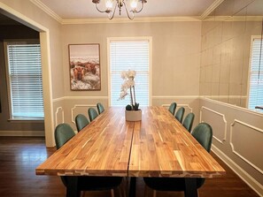 تناول الطعام