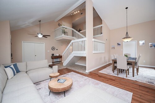 Spring Breeze in Texas, 4 Bedrooms with Charming Pool