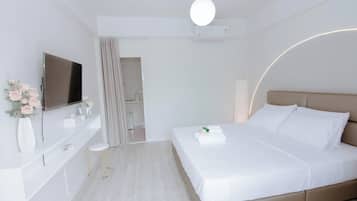 Basic Single Room, Patio | Free WiFi