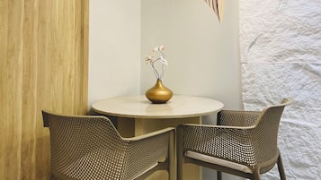 Suite Prestigio, 1 habitación, para no fumadores | Servicio a la habitación