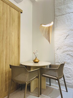 Signature Suite, 1 Bedroom, Non Smoking | In-room dining - 24Rooms Nakhon sawan (Nakhon Sawan)