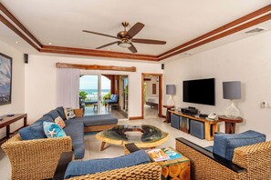 TV - Beachside Escape with Stunning Ocean Views (Guanacaste)