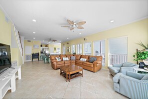 House (4 Bedrooms) | Property amenity