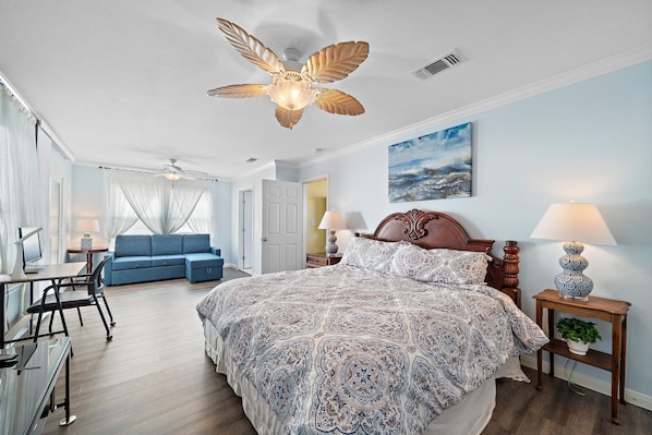 House (4 Bedrooms) | Property amenity