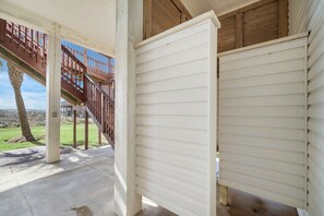 House (4 Bedrooms) | Property amenity