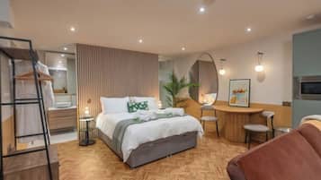 1 bedroom, iron/ironing board, internet, bed sheets