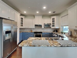 House (3 Bedrooms) | Property amenity - West Bay Getaway by Ryson Vacation Rentals (Galveston)