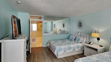 Condo (1 Bedroom) | Property amenity