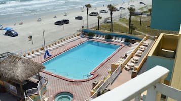 Condo (1 Bedroom) | Property amenity