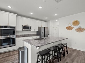 House (5 Bedrooms) | Property amenity