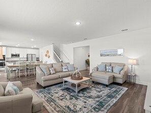 House (5 Bedrooms) | Property amenity
