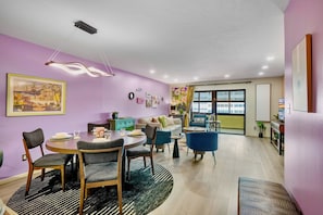 Dining - Peppertree #507- Private Access (Siesta Key)