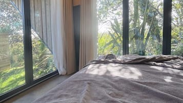 2 soverom, strykejern/-brett, reiseseng for barn og wi-fi (inkludert)