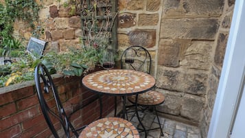 Mökki | Ulkoruokailutilat