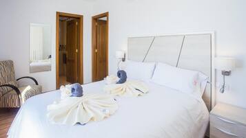 4 slaapkamers, een strijkplank/strijkijzer, wifi, beddengoed