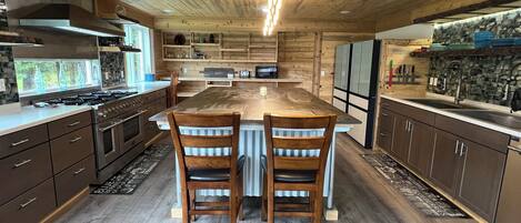 Mikrowelle, Ofen, Herdplatte, Geschirrspüler