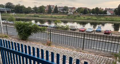 Appartement de vacances 'Blaue Maus' avec vue sur le lac, terrasse commune et jardin privé