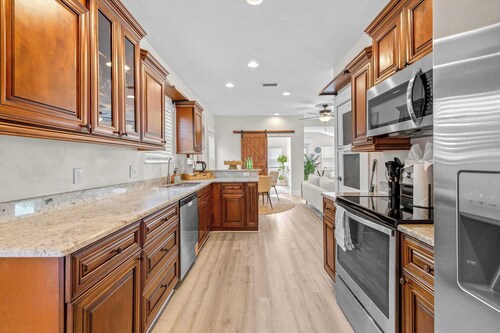 Barefoot Bungalow For 4