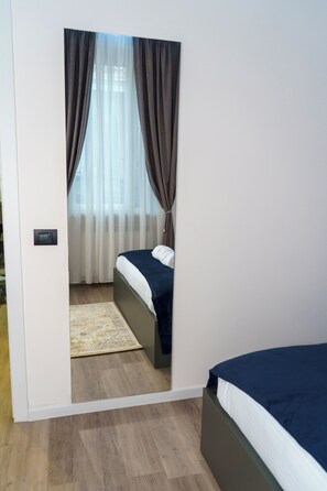 1 bedroom, WiFi, bed sheets