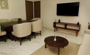 Interior - Luxury and comfort, air-conditioned | 4 min paseo montejo (Mérida)