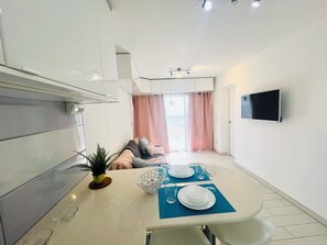 TV