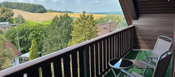 Apartment 'Haus schöne Aussicht bei Chemnitz' with Mountain View, Balcony and Wi-Fi