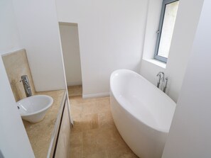 Shower - Sruthan Lodge (Ballinagleragh)