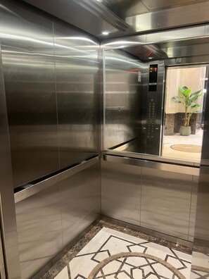 Elevator