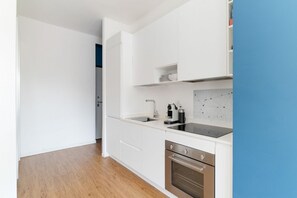 Fridge, microwave, dishwasher, toaster