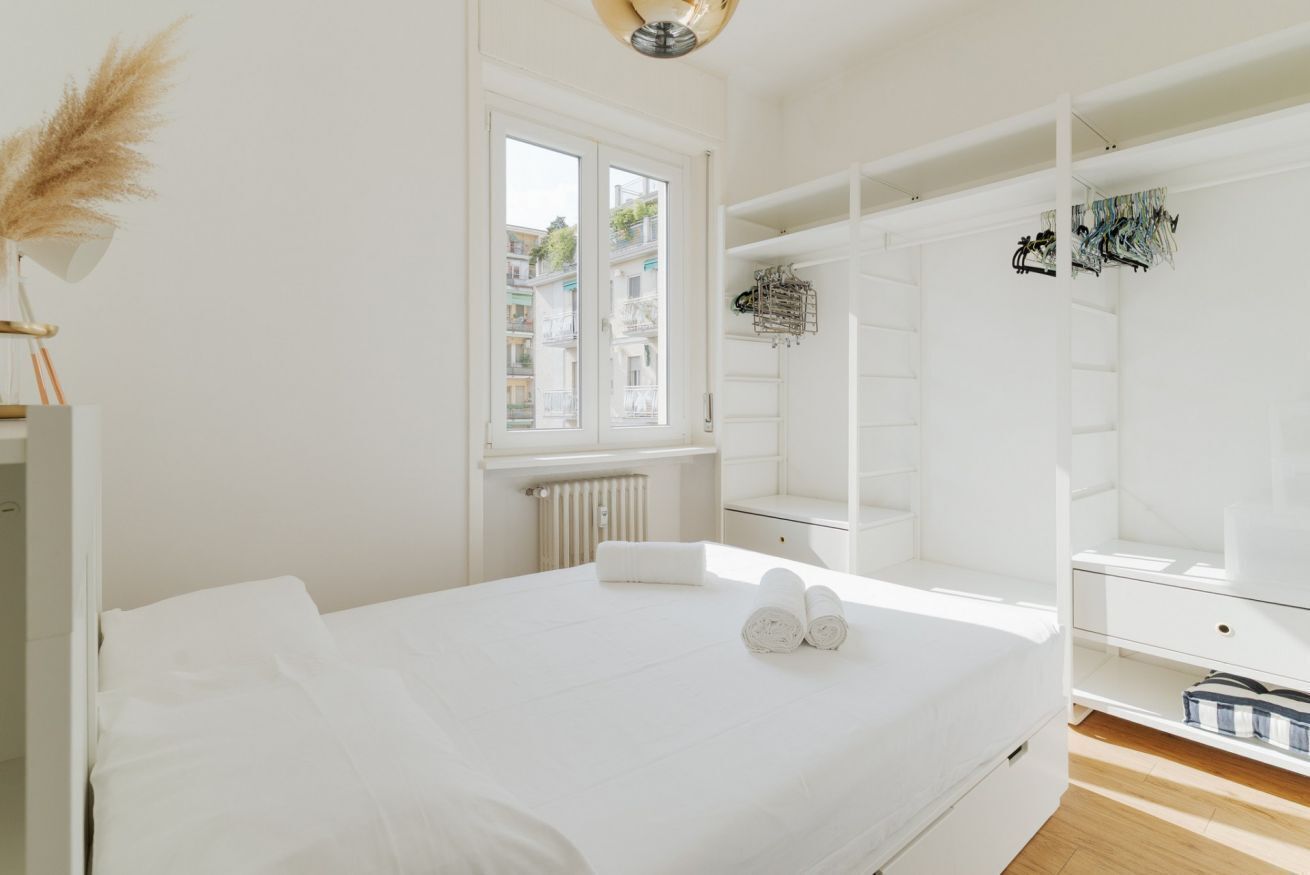 2 Schlafzimmer, Bügeleisen/Bügelbrett