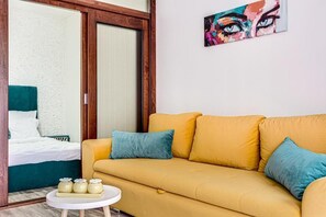 Superior Apartment, Balcony, Courtyard View