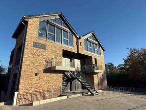 Exterior - Pier 1: 200m to the sea, sun terrace with garden, sauna (first floor) (Scharbeutz)