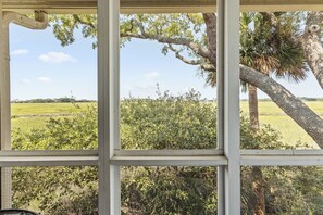 Interior - Beautiful Villa with Spectacular Marsh Views and Community Pool (Seabrook Island)
