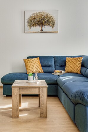 Apartment, 1 Queen Bed with Sofa bed, Balcony | Living room