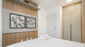 1 chambre, fer et planche à repasser, accès Internet, draps fournis