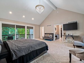 5 bedrooms, WiFi, bed sheets