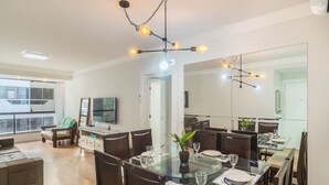 Unclassified image, 2 of 10, button - Apt w/ 3 Bedrooms, 120m From the Beach Lhe0201 (Balneário Camboriú)