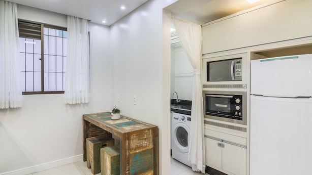 Unclassified image, 1 of 10, button - Apt w/ 3 Bedrooms, 120m From the Beach Lhe0201 (Balneário Camboriú)