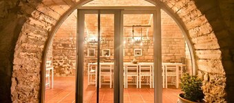 Rural House 'La Rectoria De Vicfred' with Mountain Views, Wi-Fi and Air Conditioning