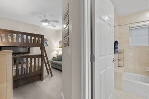 3 bedrooms, iron/ironing board, free WiFi, bed sheets