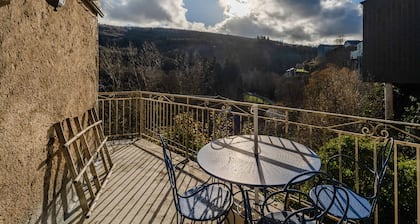 Appartement Agréable La Salvetat Agout avec terrasse vue sur la montagne