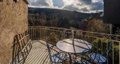 Appartement Agréable La Salvetat Agout avec terrasse vue sur la montagne