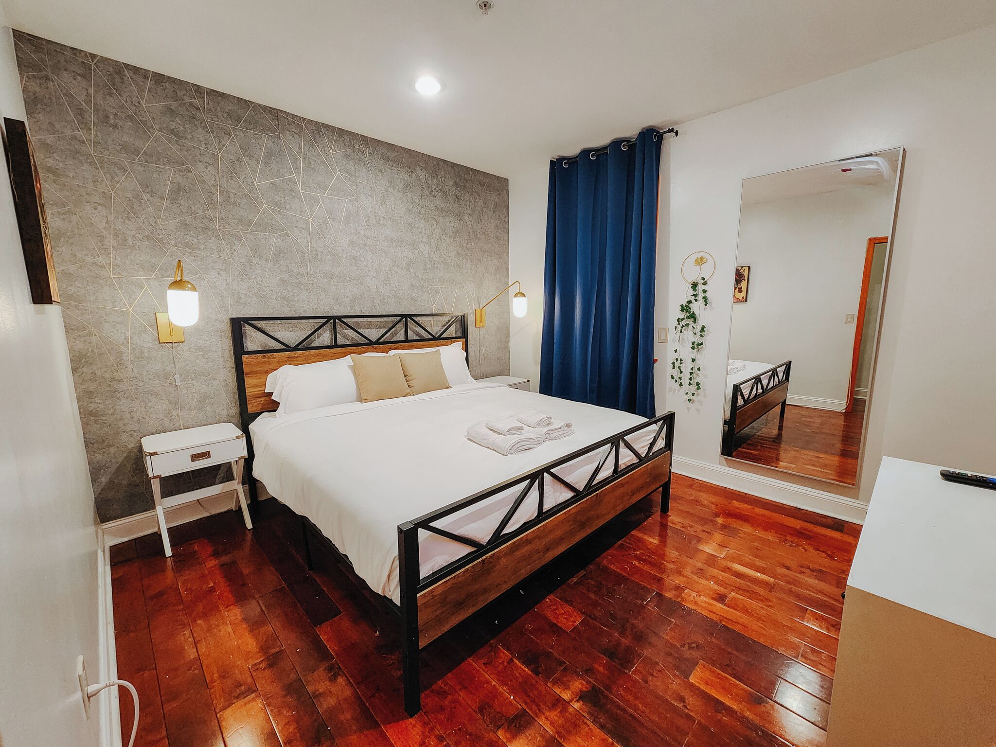 2 chambres, bureau, fer et planche à repasser, Wi-Fi gratuit