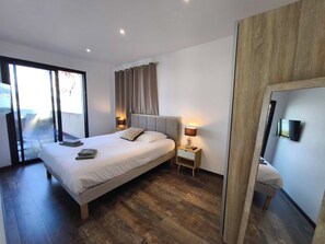 2 soverom, strykejern/-brett, wi-fi og sengetøy