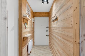 Interior - Studio "Mbs Pra Loup" with Mountain View, Balcony and Wi-Fi (Uvernet-Fours)
