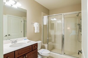 Shower, jetted tub, hair dryer, towels
