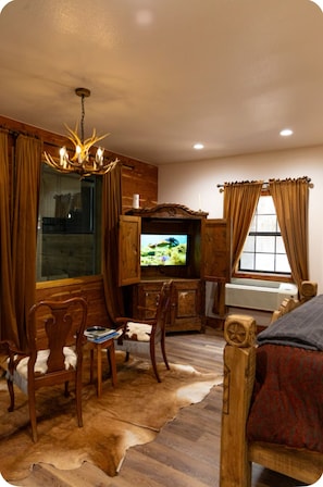 Interior - Waggoner - Stay with our Giraffe, Puzzles and Jigsaw! (Valley View)